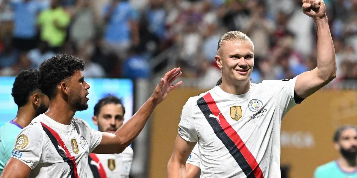 Haaland celebrando un gol.