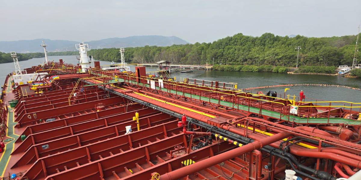 El suministro de combustibles está garantizado al 100%, indica el Gobierno Nacional