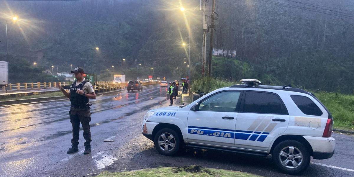 Ajuste de cuentas, el motivo por el que dos hombres fueron arrojados en quebrada de Guápulo, en Quito