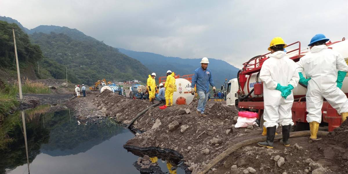 Ministerio de Ambiente inició acciones legales por derrame de petróleo en la Amazonía