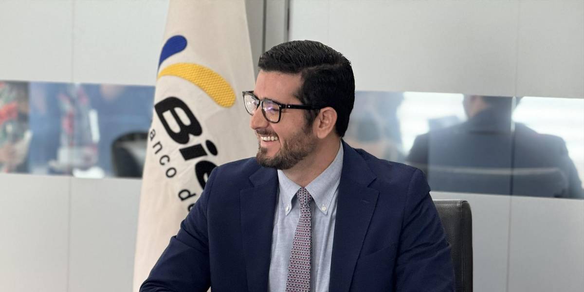 Noboa designa a Bernardo Cordovez como nuevo presidente del IESS