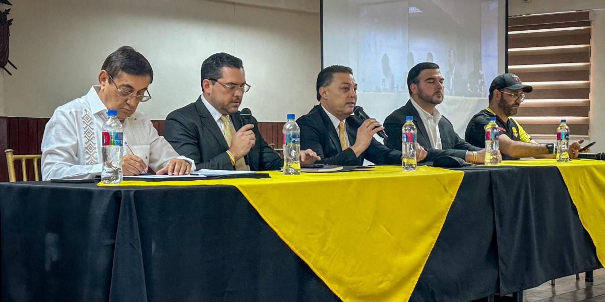 Elecciones Barcelona SC: Carlos Alfaro Moreno, bajo protesta, declina su candidatura para la presidencia del club