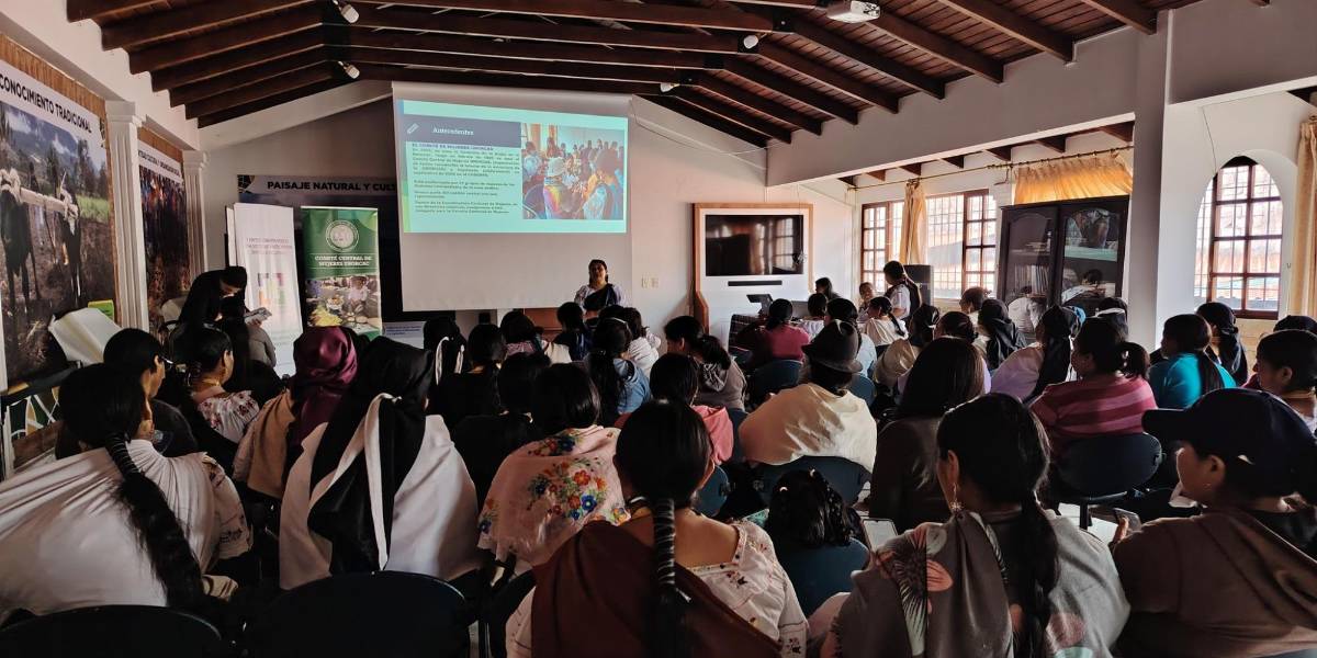 Comunidades de Cotacachi, en Imbabura, anuncian movilización indefinida por alza del diésel