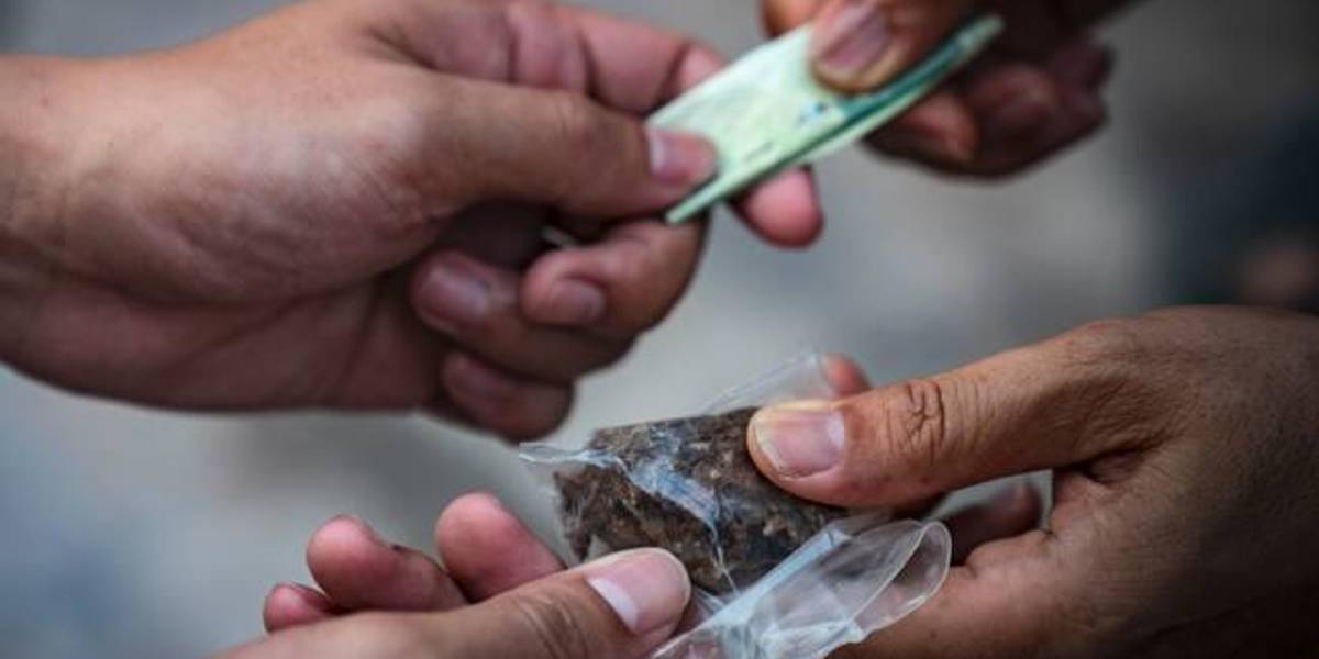 Cinco personas son procesadas por vender droga en bares y discotecas de Riobamba