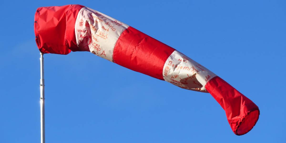 Ecuador: en algunos puntos del callejón interandino se registran vientos de hasta 40 km/h