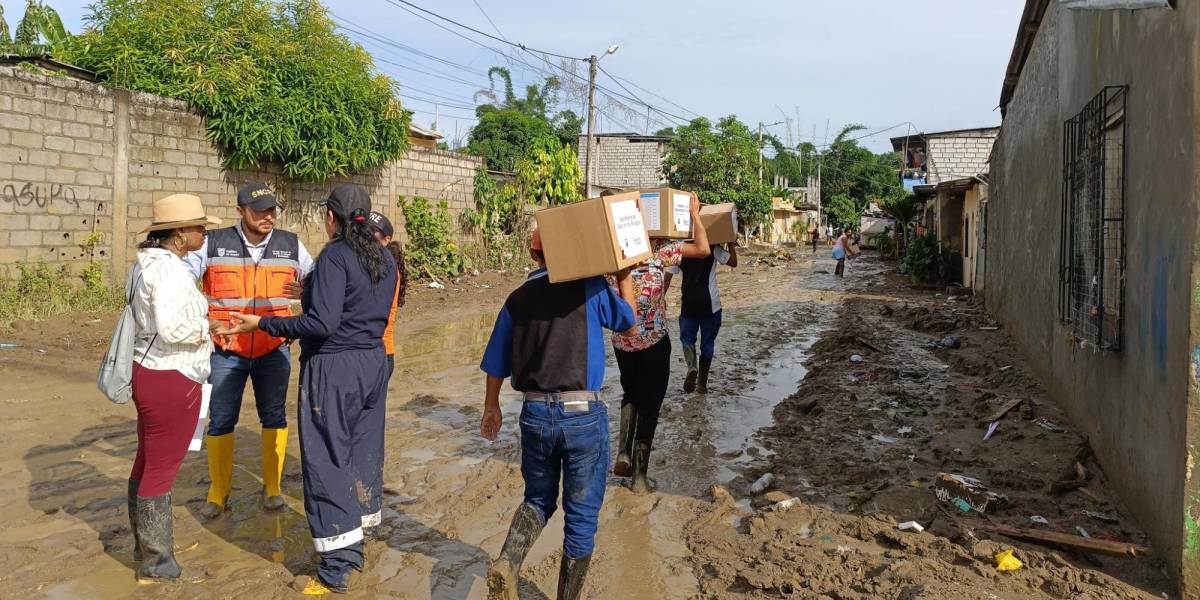 Inundaciones en Esmeraldas: la cifra de afectados se eleva a 15.000