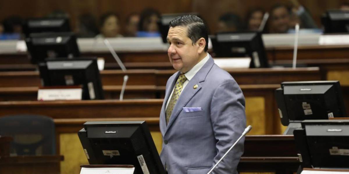 Pablo Muentes califica de falsas las declaraciones que Mayra Salazar hizo en su contra