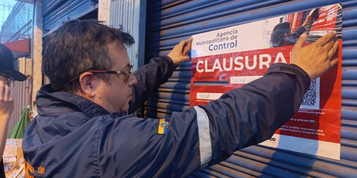 Un chifa fue clausurado por cucarachas e insalubridad en Cotocollao, al norte de Quito