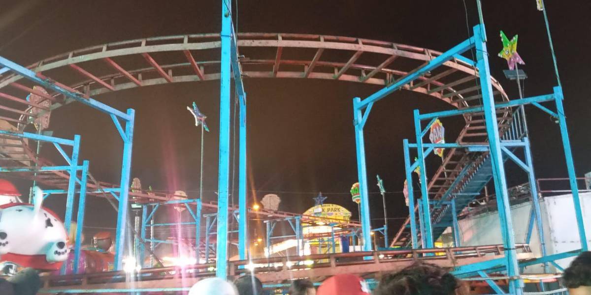 El descarrilamiento de un juego mecánico en Chone dejó tres heridos
