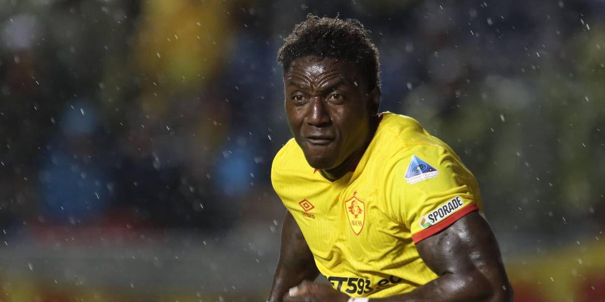 La Tuka Ordóñez fue enviado a la reserva del Aucas