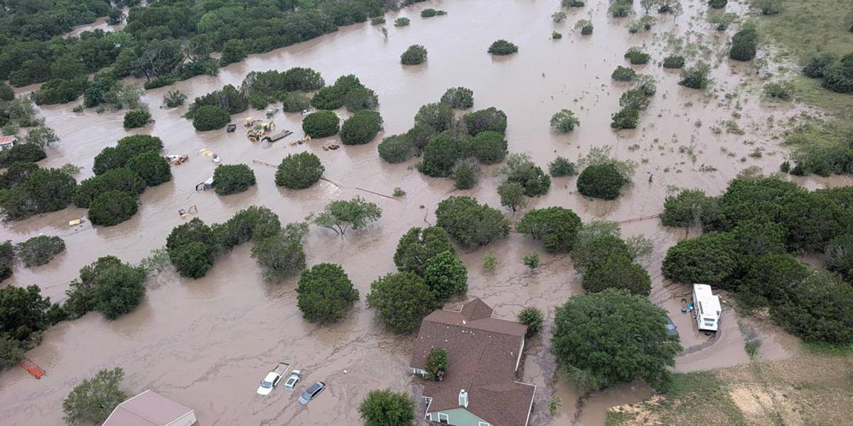 EE. UU.: Se eleva a 70 la cifra de fallecidos tras inundaciones en Texas