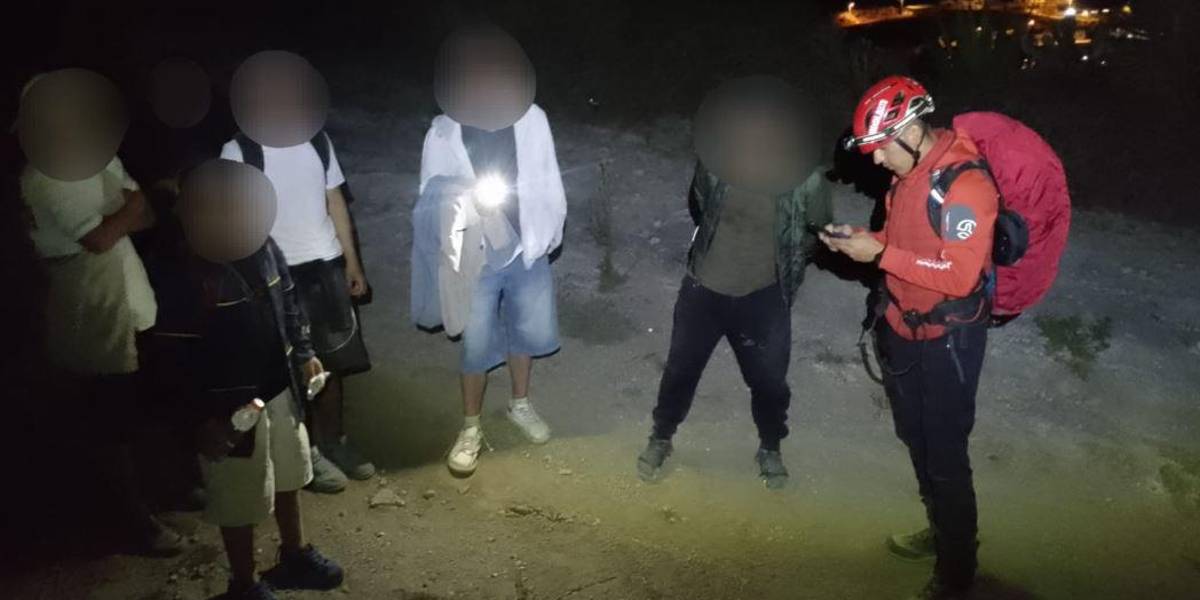 12 excursionistas que se extraviaron en dos zonas de Quito fueron rescatados