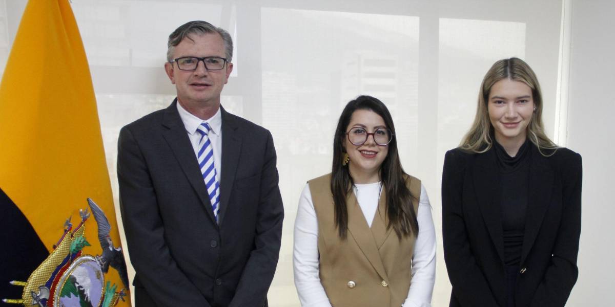 Apagones en Ecuador: el no posesionado ministro de Economía mantuvo reunión con carteras de Energía y Ambiente