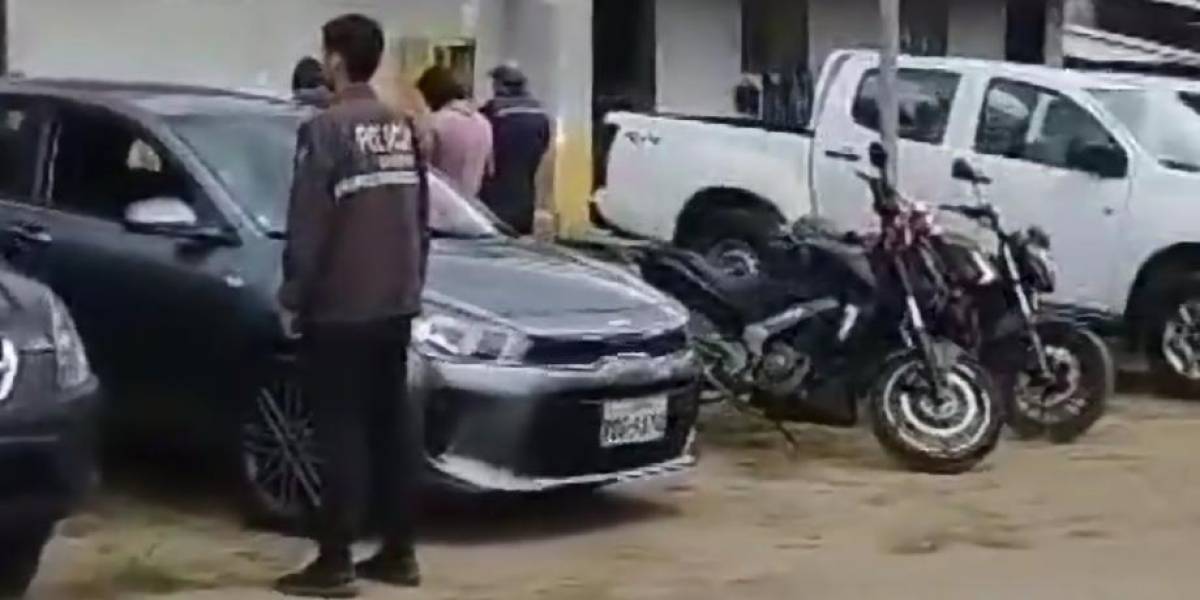 Quito: la Policía recuperó cuatro vehículos sustraídos de los patios de un consorcio