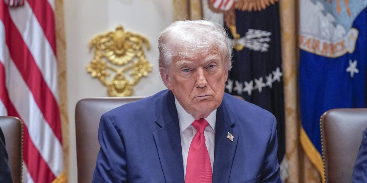 Donald Trump, a punto de dormirse en un gabinete presidencial; la Casa Blanca defiende su estado de salud