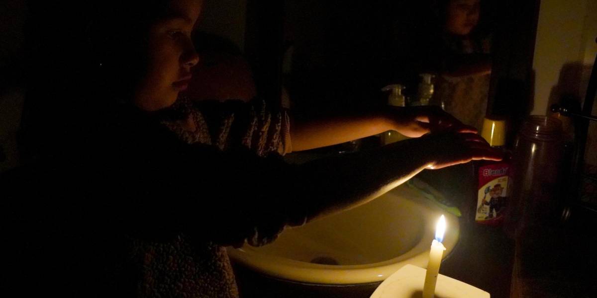 Apagones Ecuador: los cortes de luz se suspenden del 17 al 19 de noviembre
