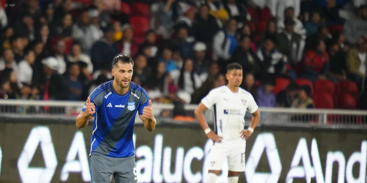 El informe de Álex Cajas explica las expulsiones de Facundo Castelli y Hernán Torres ante Liga de Quito