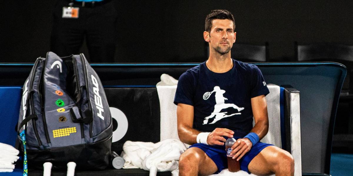 El presidente serbio acusa a Australia de maltratar y humillar a Djokovic