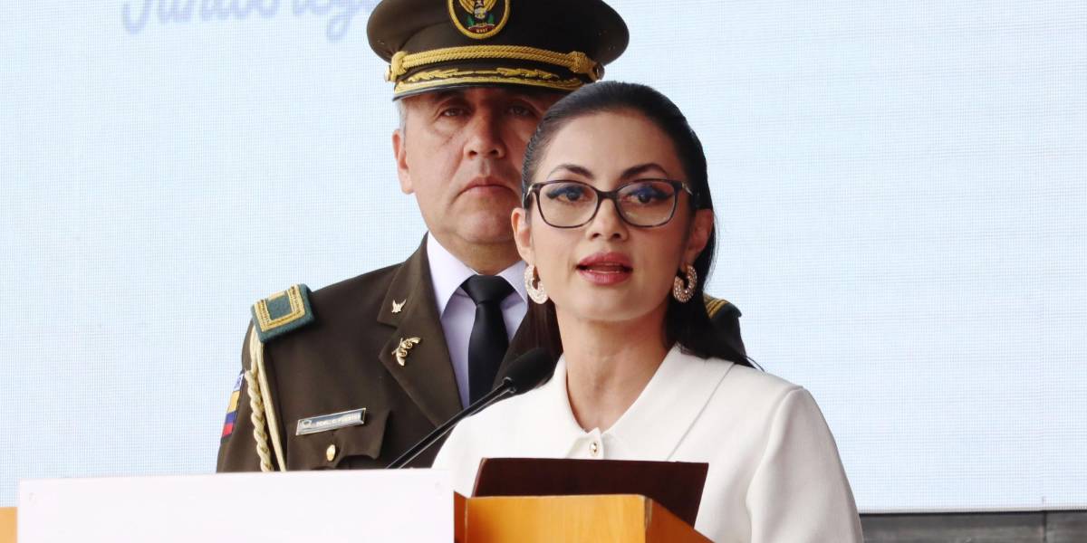 Viviana Veloz cierra su gestión con críticas contra el Gobierno