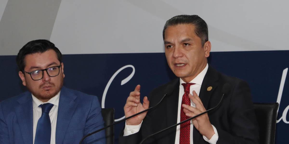 Wilman Terán, Xavier Muñoz y Maribel Barreno fueron notificados del trámite de juicio político en su contra