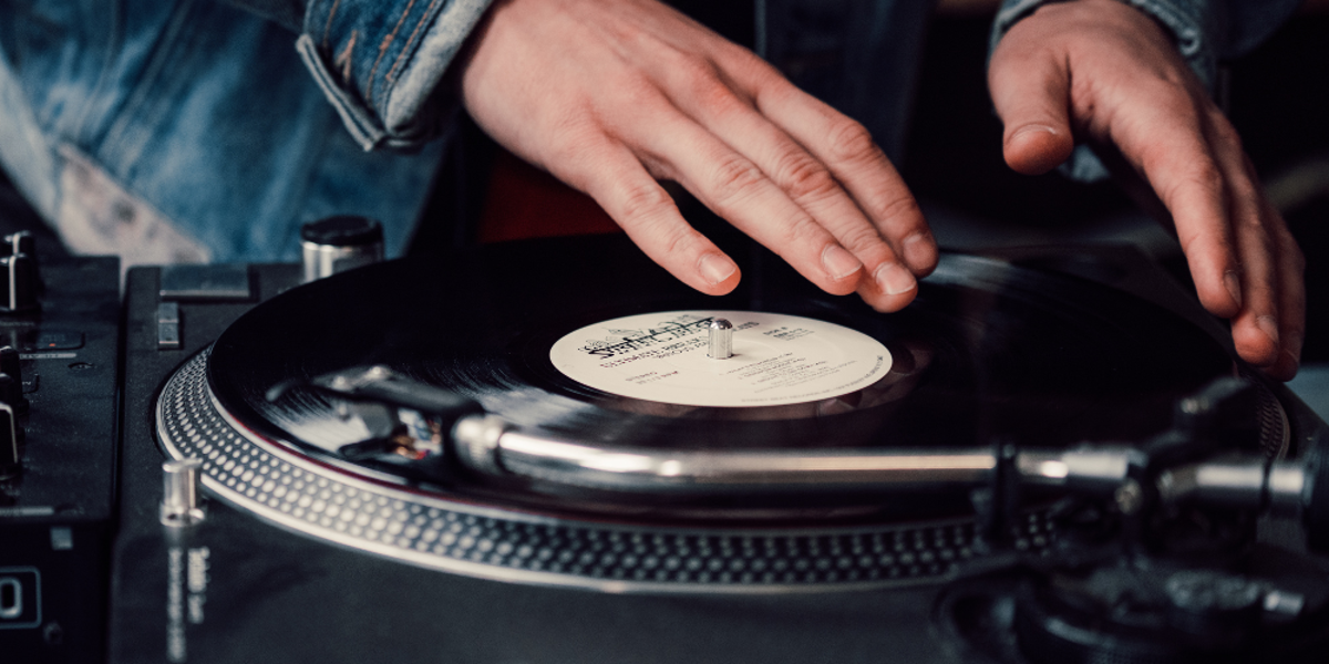 El vinilo invade La Floresta, La Mariscal y La Vicentina, en el norte de Quito