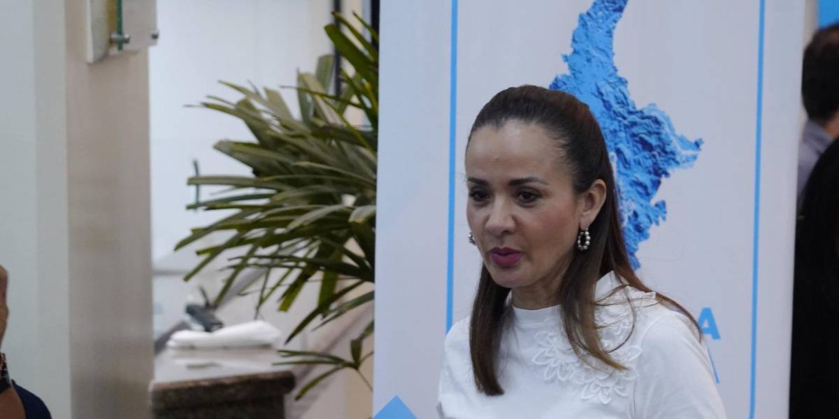 Marcela Aguiñaga reprochó la actitud de Aquiles Álvarez sobre la suspensión de la obra de Los Ceibos en Guayaquil