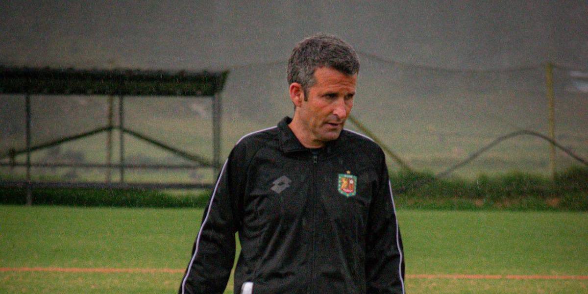 Deportivo Cuenca anunció la salida de Igor Oca, después de menos de tres meses en su cargo