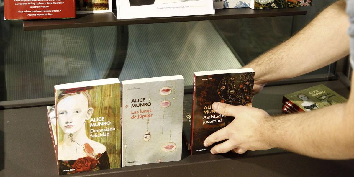 Alice Munro, escritora canadiense y nobel de Literatura en 2013, fallece a los 92 años