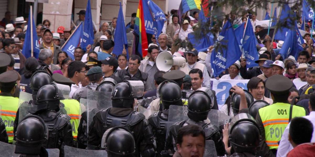 Cuenca se suma a las marchas a favor y en contra del régimen