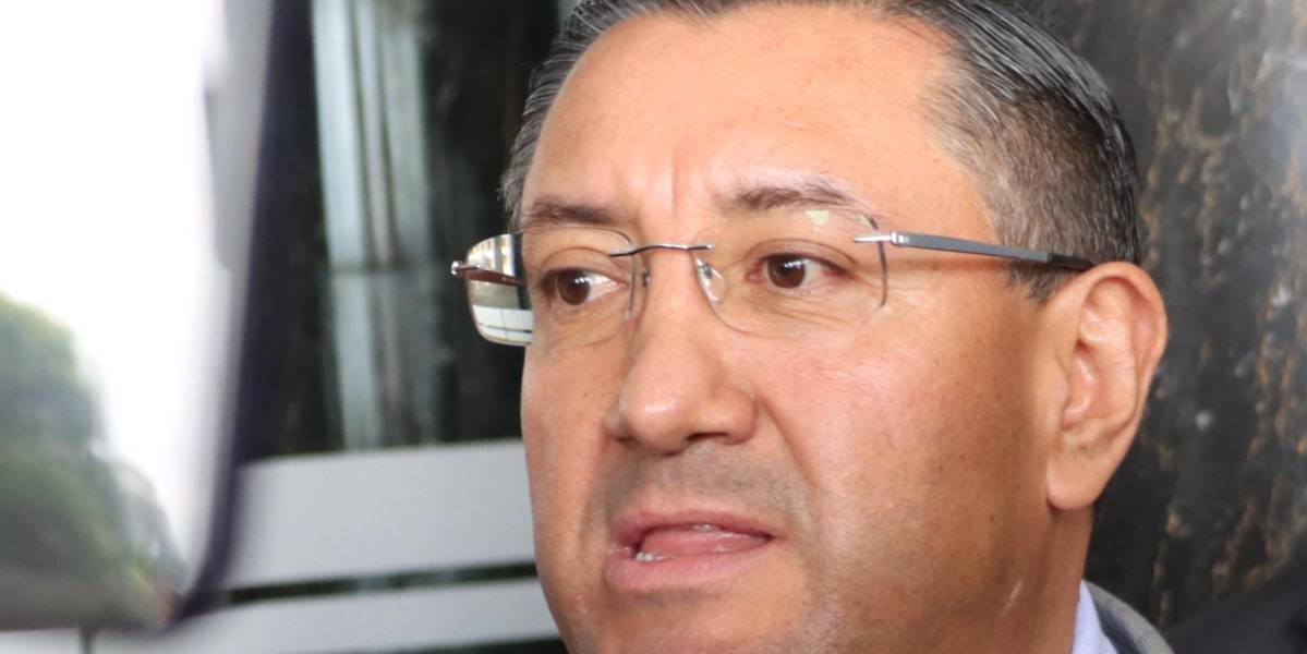 Iván Saquicela, presidente de la Corte Nacional de Justicia, denuncia que un explosivo detonó cerca de su casa