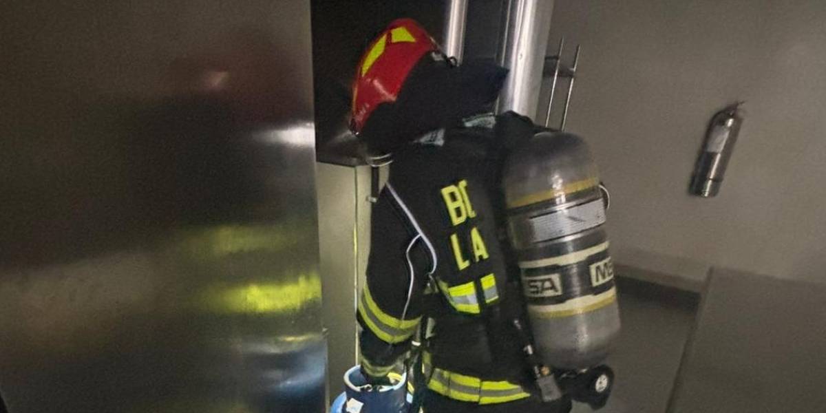 Una fuga de gas en el Hospital General de Latacunga fue controlada por los bomberos
