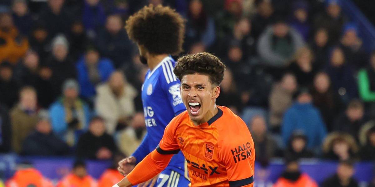 Jeremy Sarmiento anotó el gol del empate del Ipswich Town ante el Leicester City