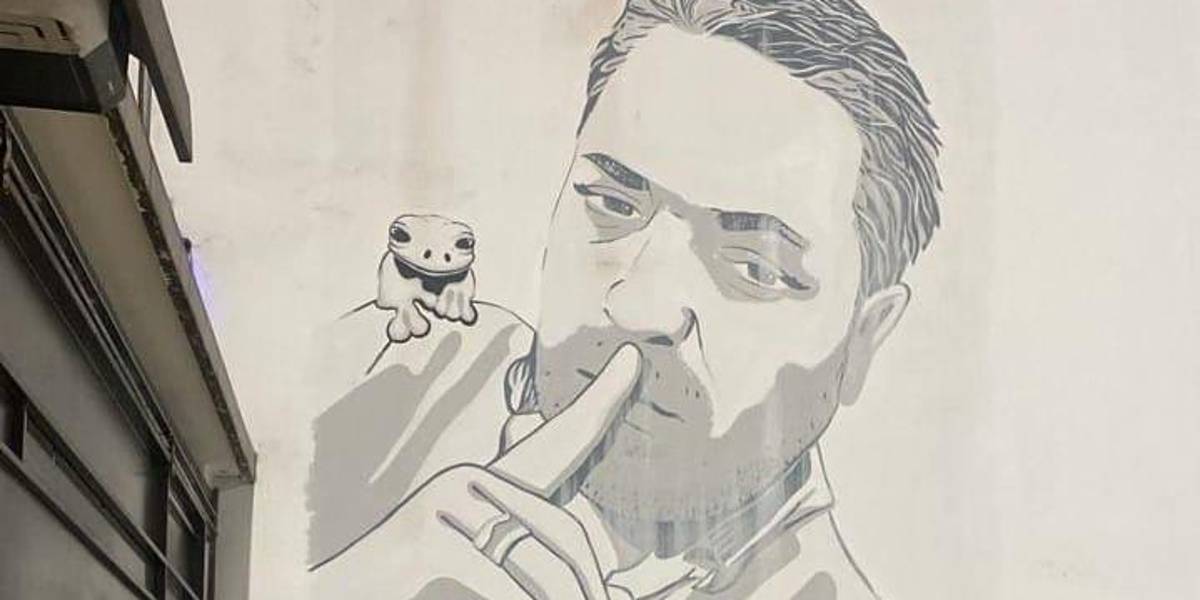 Caso Metástasis | El fiscal de Santo Domingo, Víctor Hugo Alcívar, se entregó a la Policía