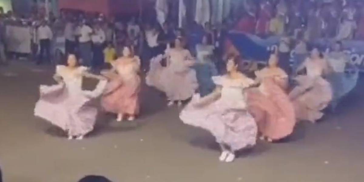 Unas detonaciones provocaron el pánico de los asistentes al pregón estudiantil, en Yaguachi