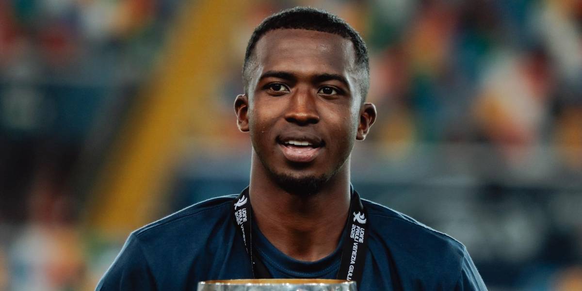 El elogio de Luis Enrique a Willian Pacho por su desempeño en la final de la Supercopa de Europa