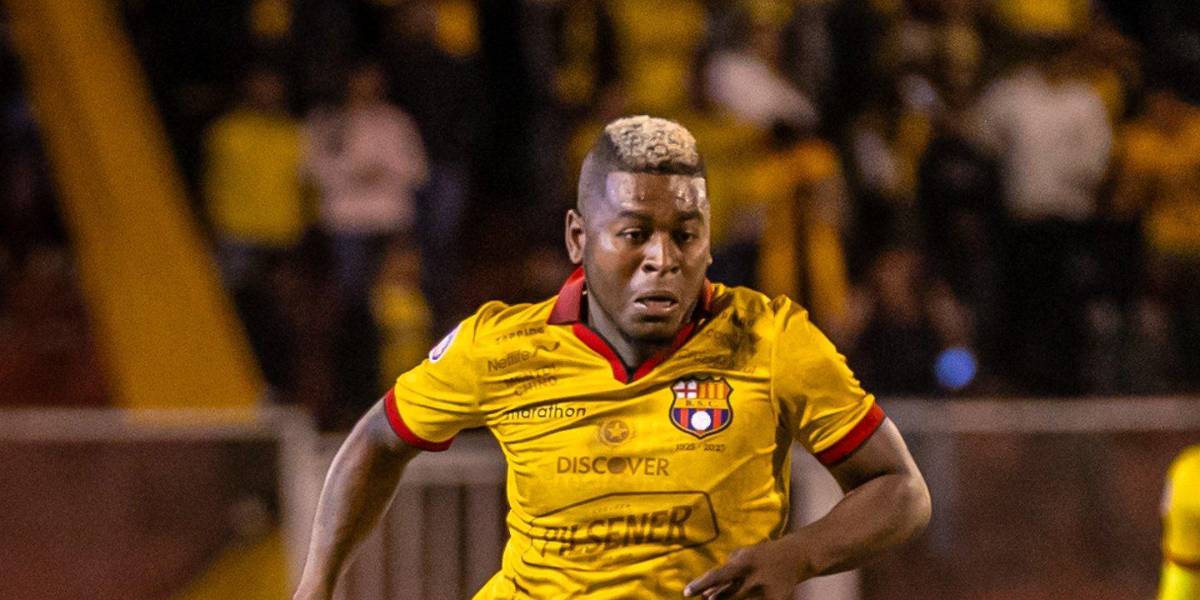 El mensaje de Gabriel Cortez a un jugador de Emelec por la goleada de Barcelona SC en el Clásico del Astillero