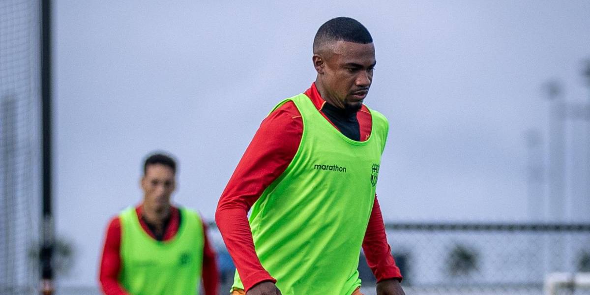 Barcelona SC presentó su primera camiseta alterna para esta nueva temporada