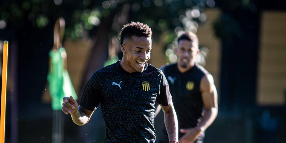 Guillermo Almada, sobre Byron Castillo: “Le afectó mucho el problema que tuvo con la Selección de Ecuador”