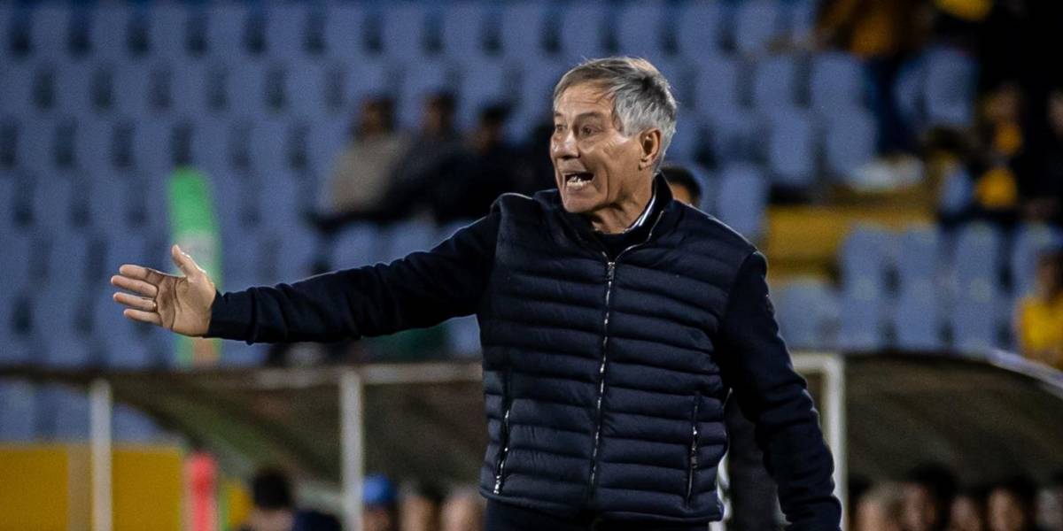 Ariel Holan: Estoy satisfecho con el partido que hicieron los jugadores, pero adolorido porque esperábamos otro resultado