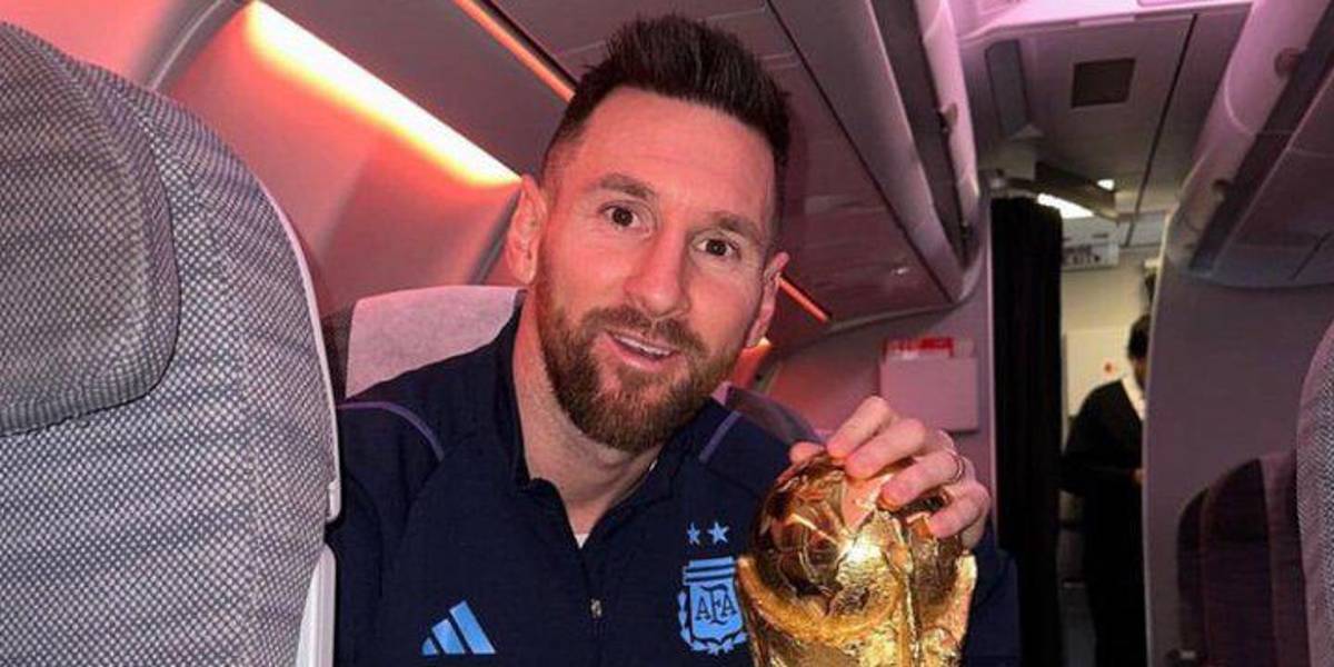 Mundial Qatar 2022: Argentina parte rumbo a su país con la Copa del Mundo
