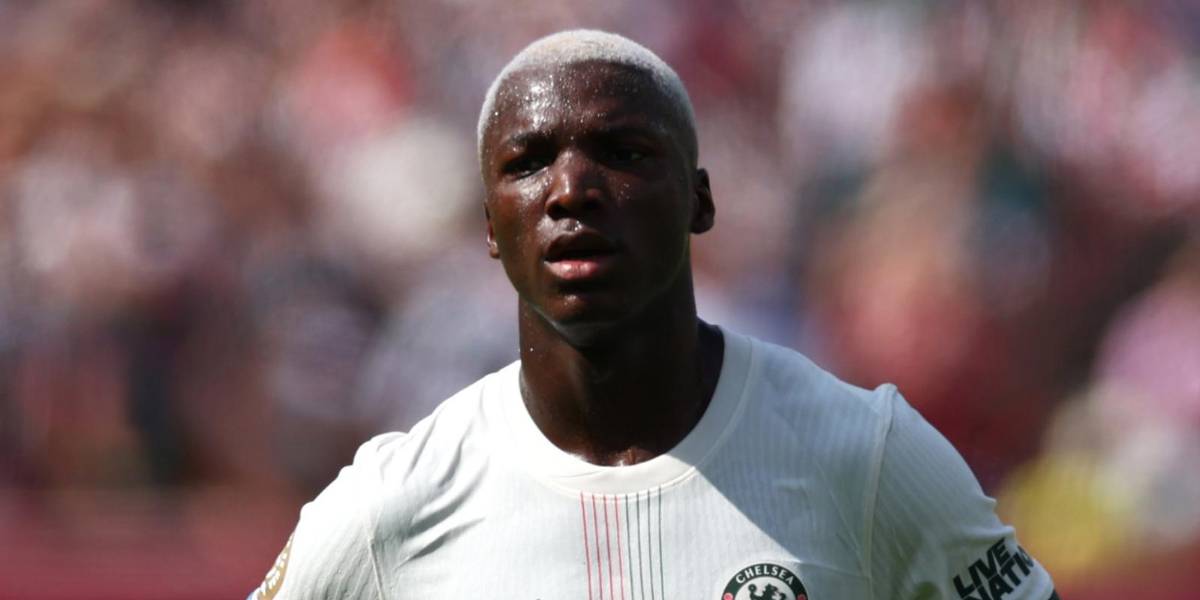 Un exjugador del Chelsea no considera a Moisés Caicedo como un jugador de clase mundial