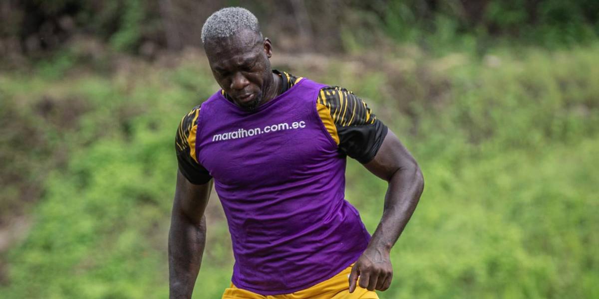 Felipe Caicedo ya entrena con normalidad en Barcelona SC