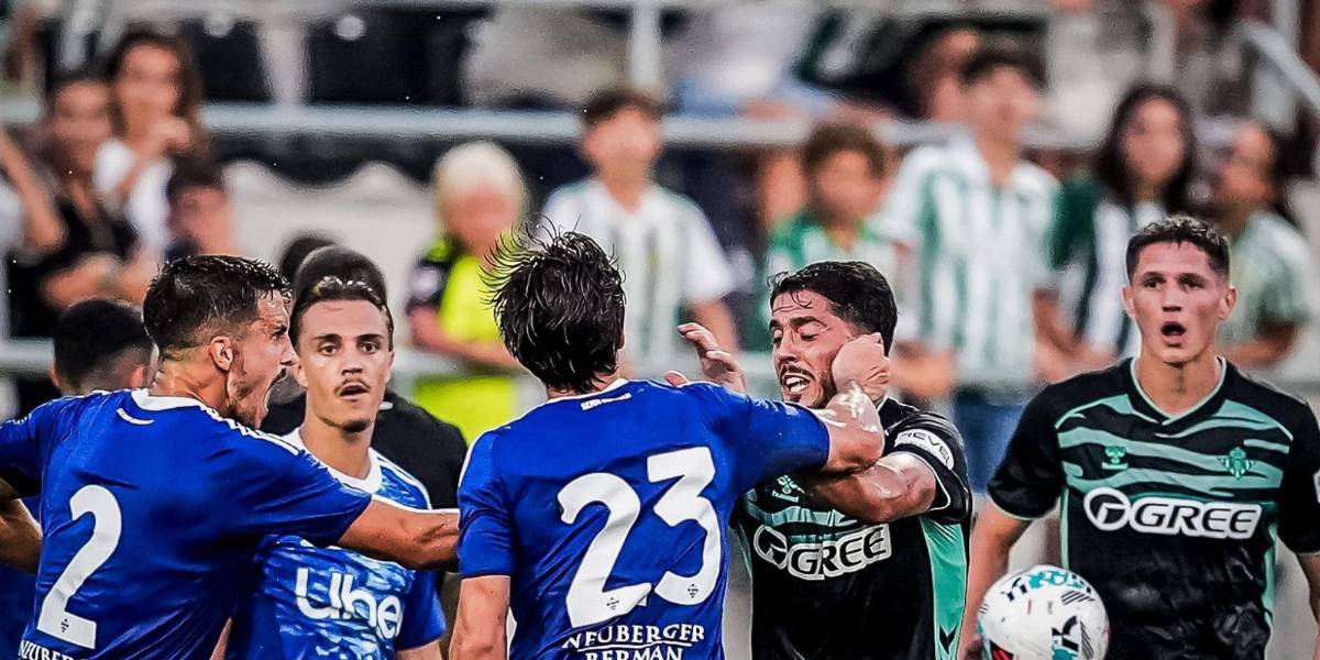 Amistoso de pretemporada entre Real Betis y Como 1907 termina en una pelea masiva