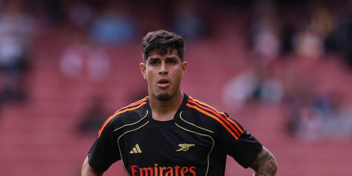 Arsenal, sin el debut de Piero Hincapié, goleó 3-0 al Nottingham en la Premier League