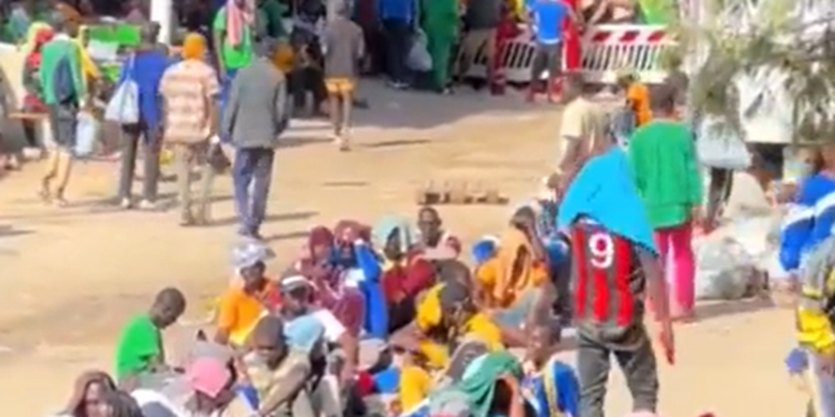 La isla italiana que se desborda por la llegada de 10 000 migrantes en 72 horas