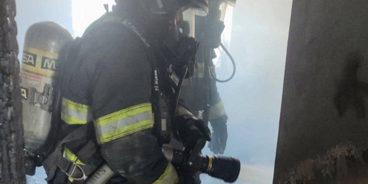 Quito: dos incendios estructurales se reportaron en el sur, este 3 de julio