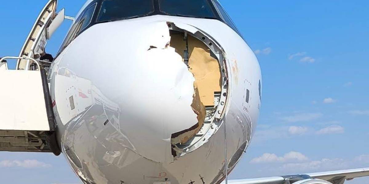 España: Un avión de Iberia aterriza de emergencia en Barajas tras los daños causados por el impacto de un pájaro