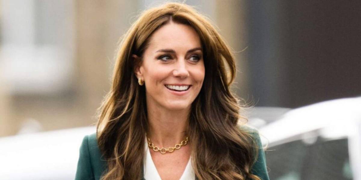 ¡Está viva! Kate Middleton es captada sonriente en compañía del príncipe William