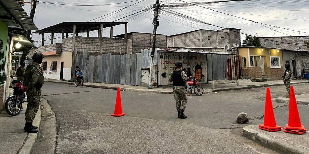 Guayaquil | Un militar fue asesinado cuando llegaba a su casa, en el Guasmo Sur