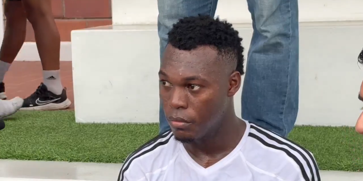 Tenso momento en la práctica de Emelec por la pregunta de un periodista